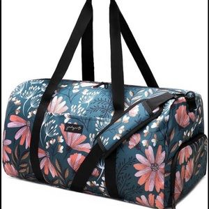 Duffel bag and toiletry bag
